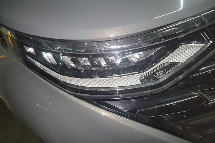 Used Hyundai Custo 2021 380TGDi Smart Love Flagship Edition TOP Premium Right Front Headlight