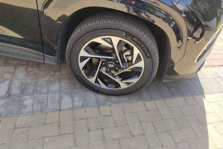 Used Hyundai Custo 2021 380TGDi Smart Love Flagship Edition TOP Premium Right Front Wheel Hub
