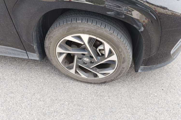 Used Hyundai Custo 2021 380TGDi Smart Love Flagship Edition TOP Premium Right Front Wheel Hub