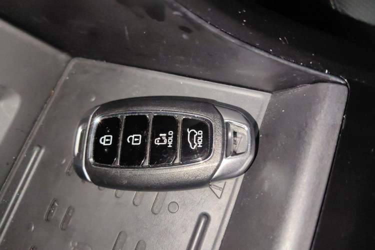 Used Hyundai Custo 2021 380TGDi Smart Luxury Premium LUX Vehicle Key