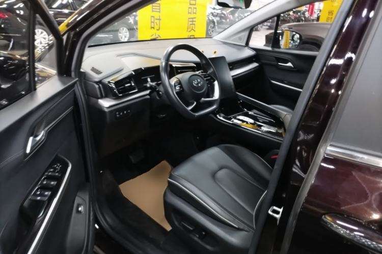 Used Hyundai Custo 2021 270TGDi Prestige LUX Driver Seat