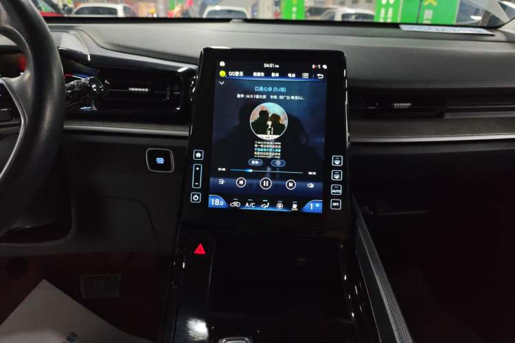 Used Hyundai Custo 2021 380TGDi Deluxe Edition DLX Audio And AC Panel