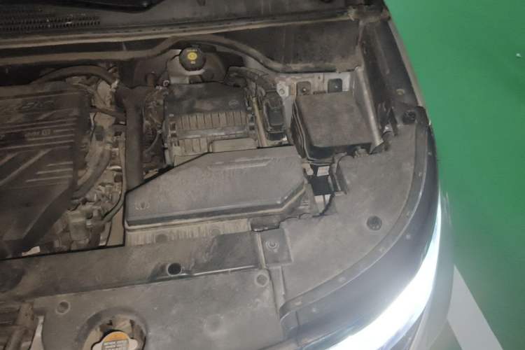 Used Hyundai Custo 2021 380TGDi Smart Luxury Premium LUX Engine Bay Left