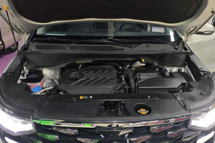 Used Hyundai Custo 2021 380TGDi Deluxe Edition DLX Engine Bay