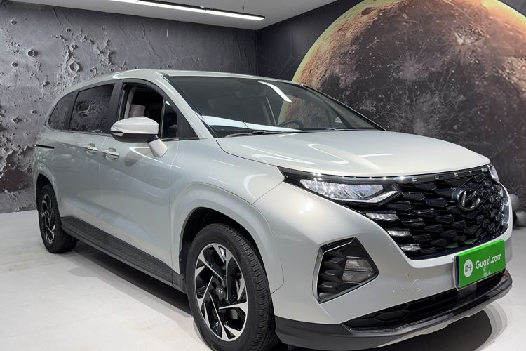 Used Hyundai Custo 2021 380TGDi Deluxe Edition DLX Exterior 2
