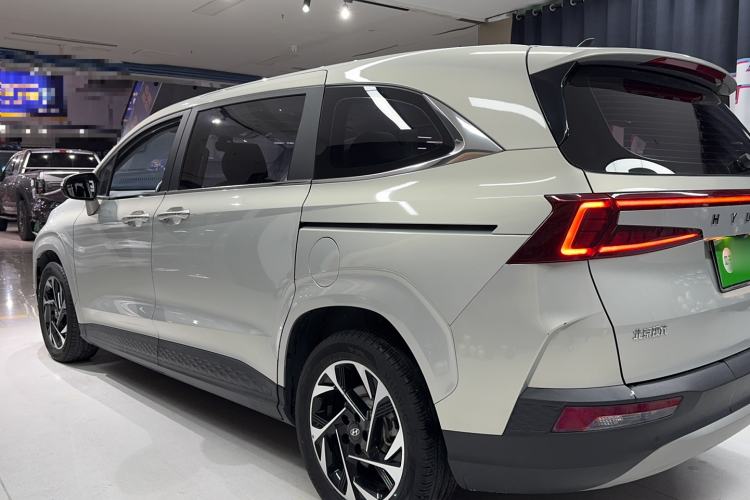 Used Hyundai Custo 2021 380TGDi Deluxe Edition DLX Exterior 5