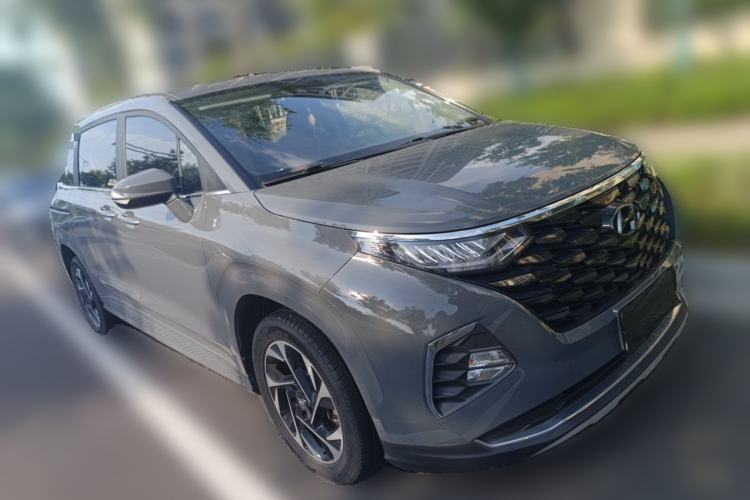 Used Hyundai Custo 2021 270TGDi Prestige LUX Front Right 45 Deg