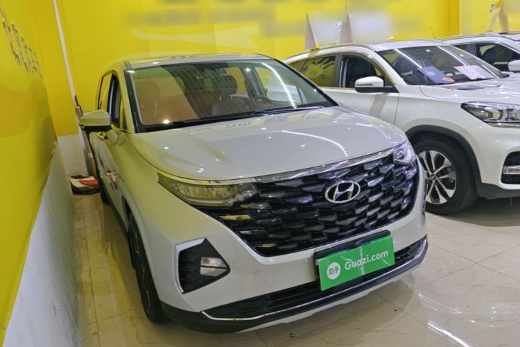 Used Hyundai Custo 2021 270TGDi Prestige LUX Front Right 45 Deg