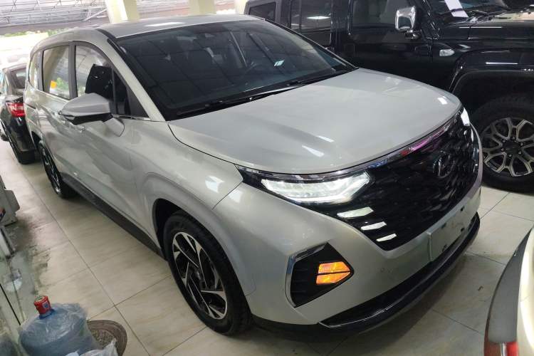 Used Hyundai Custo 2021 380TGDi Smart Love Flagship Edition TOP Premium Front Right 45 Deg