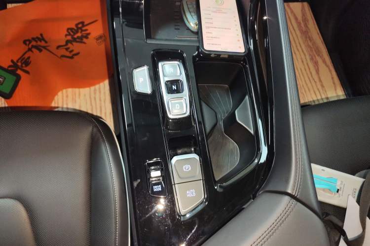 Used Hyundai Custo 2021 380TGDi Smart Love Flagship Edition TOP Premium Gear Lever