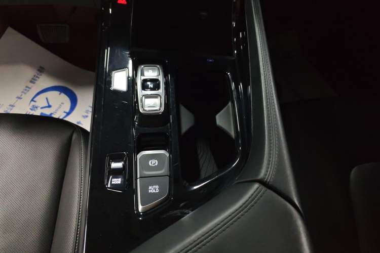 Used Hyundai Custo 2021 380TGDi Deluxe Edition DLX Gear Lever