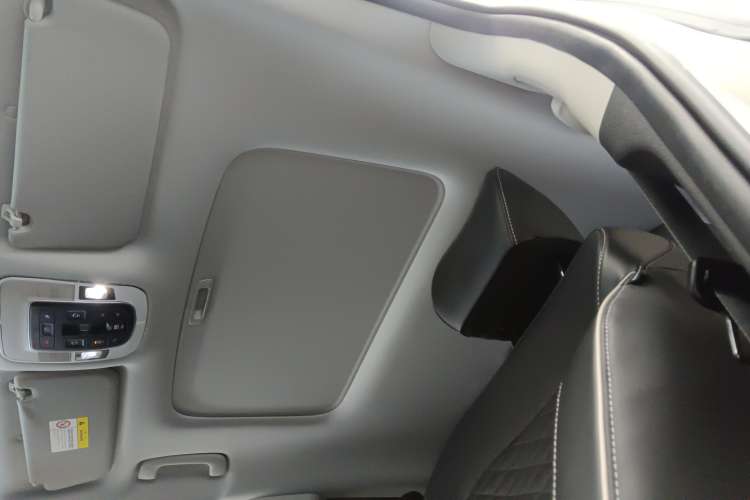 Used Hyundai Custo 2021 380TGDi Smart Love Flagship Edition TOP Premium Headliner