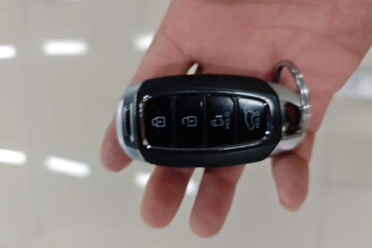 Used Hyundai Custo 2021 380TGDi Deluxe Edition DLX Interior 1