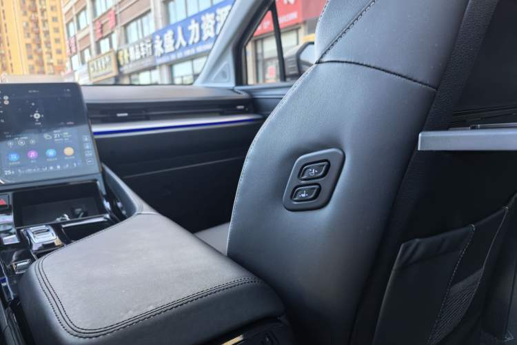 Used Hyundai Custo 2021 380TGDi Smart Luxury Premium LUX Interior 10