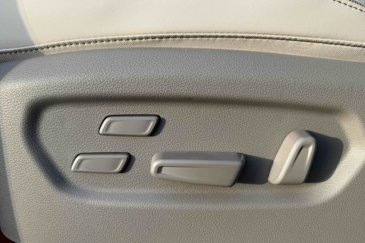 Used Hyundai Custo 2021 380TGDi Smart Luxury Premium LUX Interior 12