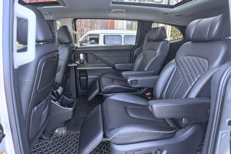 Used Hyundai Custo 2021 380TGDi Smart Luxury Premium LUX Interior 6