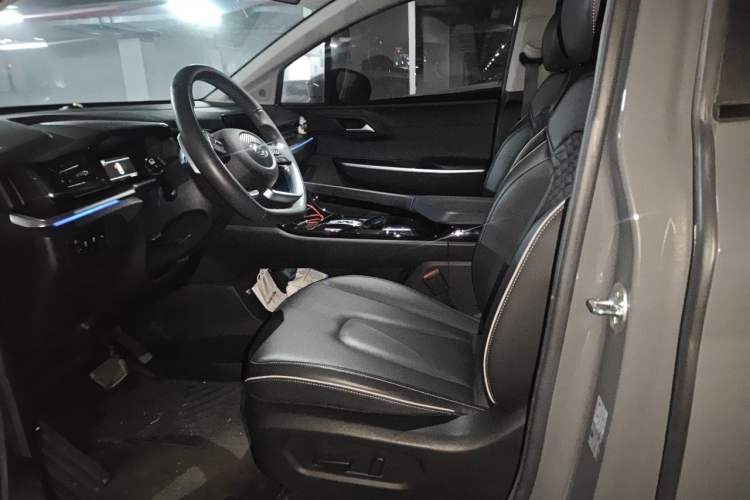 Used Hyundai Custo 2021 380TGDi Smart Luxury Premium LUX Left Front Seat