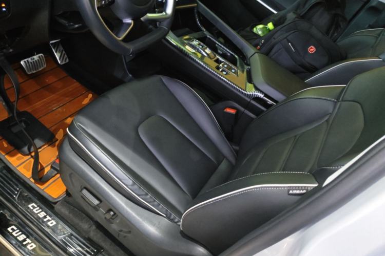Used Hyundai Custo 2021 270TGDi Prestige LUX Left Front Seat