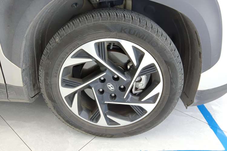 Used Hyundai Custo 2021 380TGDi Smart Love Flagship Edition TOP Premium Left Front Wheel Hub