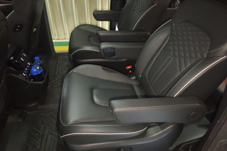 Used Hyundai Custo 2021 380TGDi Smart Love Flagship Edition TOP Premium Left Rear Seat