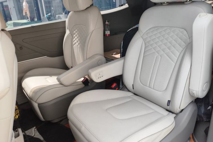 Used Hyundai Custo 2021 380TGDi Smart Luxury Premium LUX Left Rear Seat