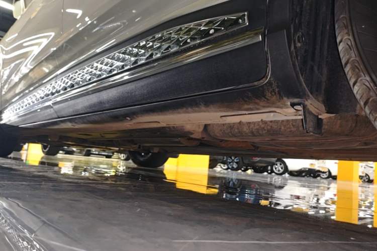 Used Hyundai Custo 2021 380TGDi Smart Luxury Premium LUX Left Side Sill
