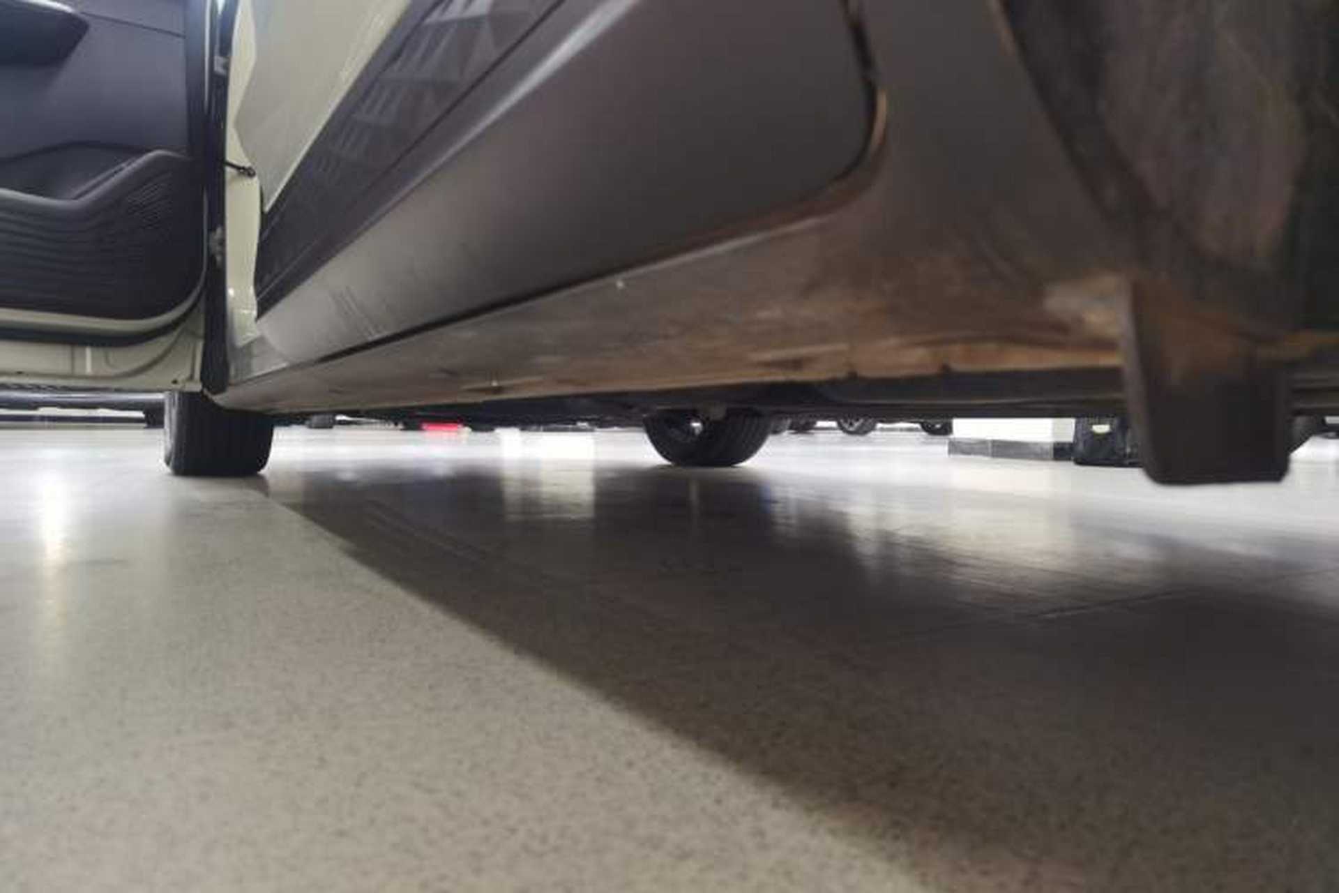 Used Hyundai Custo 2021 380TGDi Smart Love Flagship Edition TOP Premium Left Side Sill