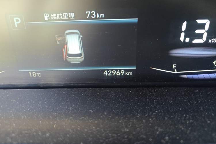 Used Hyundai Custo 2021 380TGDi Deluxe Edition DLX Odometer Close Up
