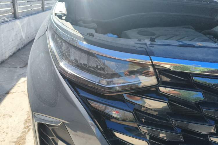 Used Hyundai Custo 2021 380TGDi Smart Luxury Premium LUX Right Front Headlight