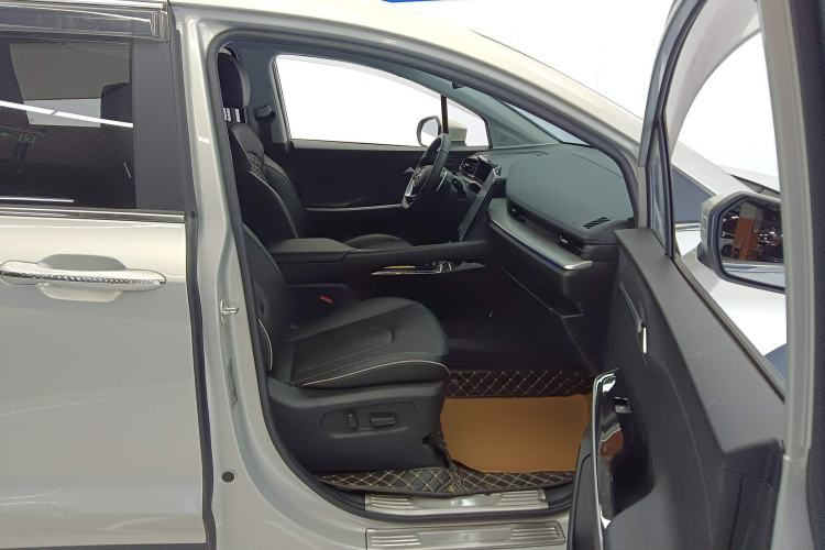 Used Hyundai Custo 2021 380TGDi Smart Love Flagship Edition TOP Premium Right Front Seat