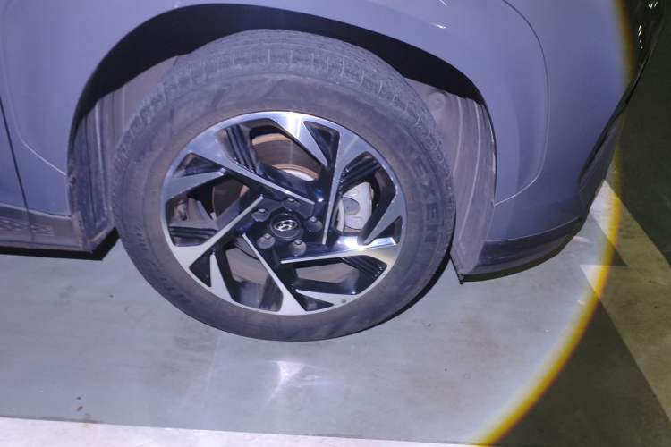 Used Hyundai Custo 2021 380TGDi Smart Love Flagship Edition TOP Premium Right Front Wheel Hub
