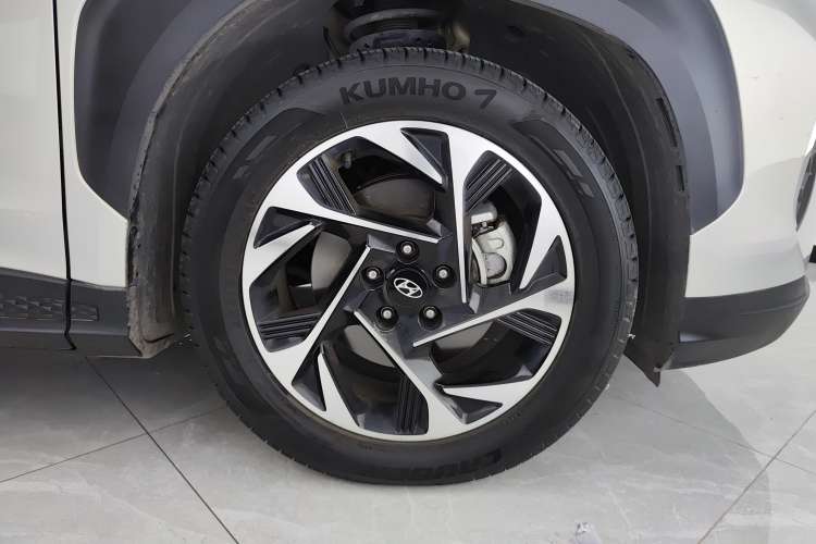 Used Hyundai Custo 2021 380TGDi Smart Love Flagship Edition TOP Premium Right Front Wheel Hub