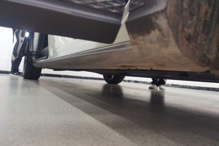 Used Hyundai Custo 2021 380TGDi Smart Love Flagship Edition TOP Premium Right Side Sill
