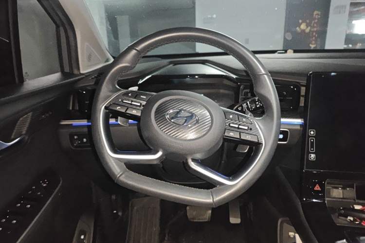 Used Hyundai Custo 2021 380TGDi Smart Luxury Premium LUX Steering Wheel