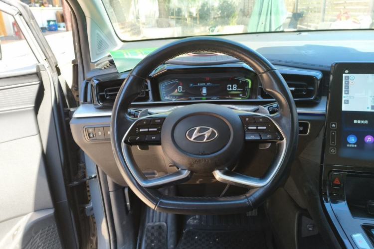 Used Hyundai Custo 2021 380TGDi Smart Luxury Premium LUX Steering Wheel