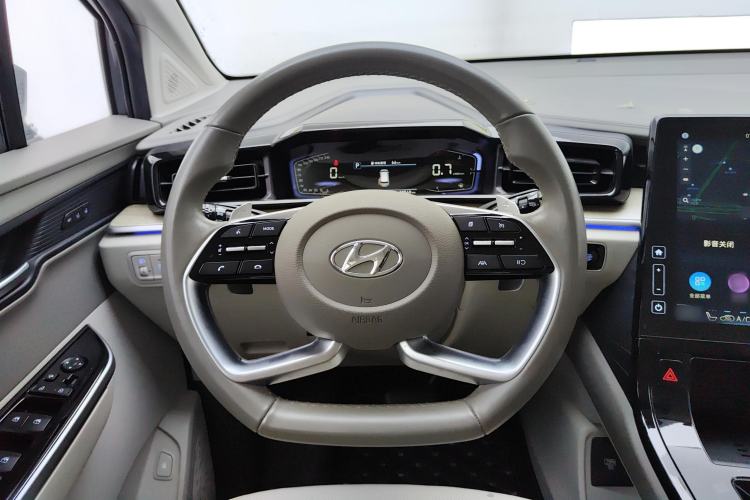 Used Hyundai Custo 2021 380TGDi Smart Luxury Premium LUX Steering Wheel