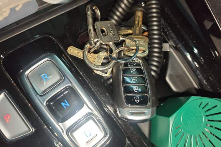 Used Hyundai Custo 2021 380TGDi Smart Love Flagship Edition TOP Premium Vehicle Key