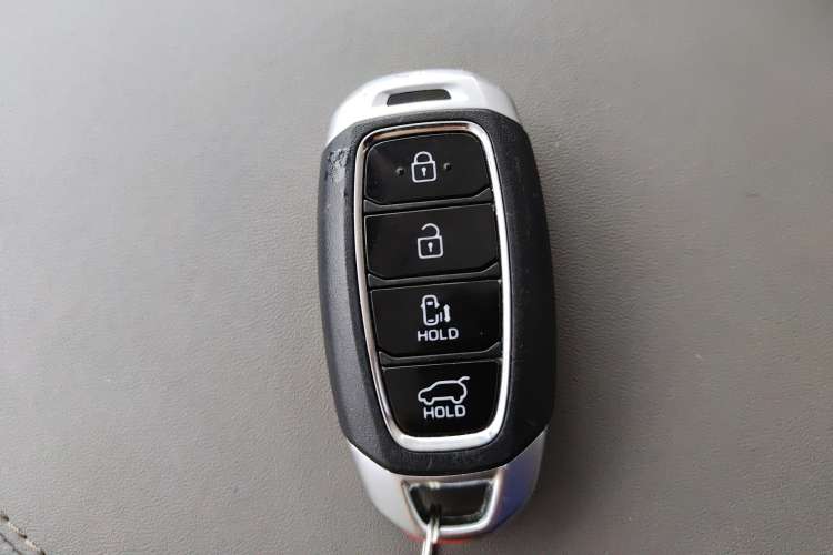 Used Hyundai Custo 2021 380TGDi Smart Luxury Premium LUX Vehicle Key
