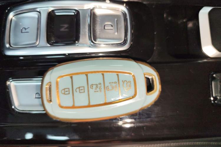 Used Hyundai Custo 2021 380TGDi Smart Love Flagship Edition TOP Premium Vehicle Key