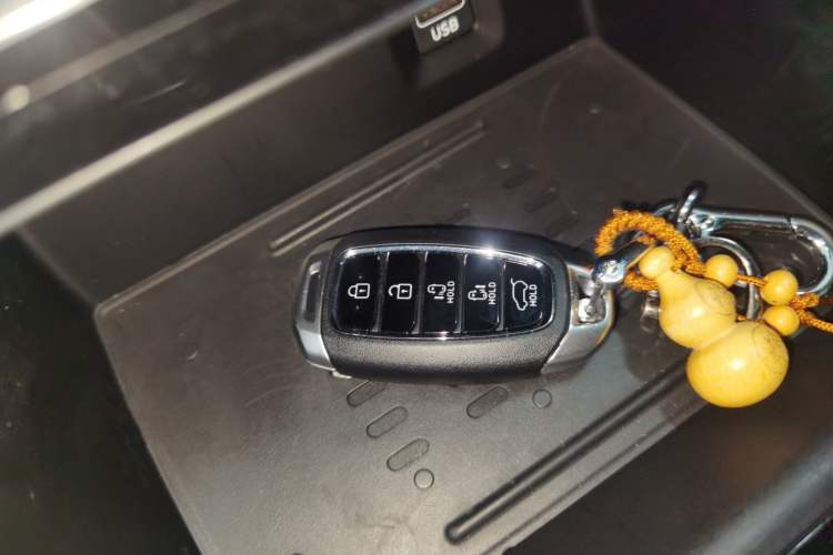 Used Hyundai Custo 2021 380TGDi Smart Love Flagship Edition TOP Premium Vehicle Key
