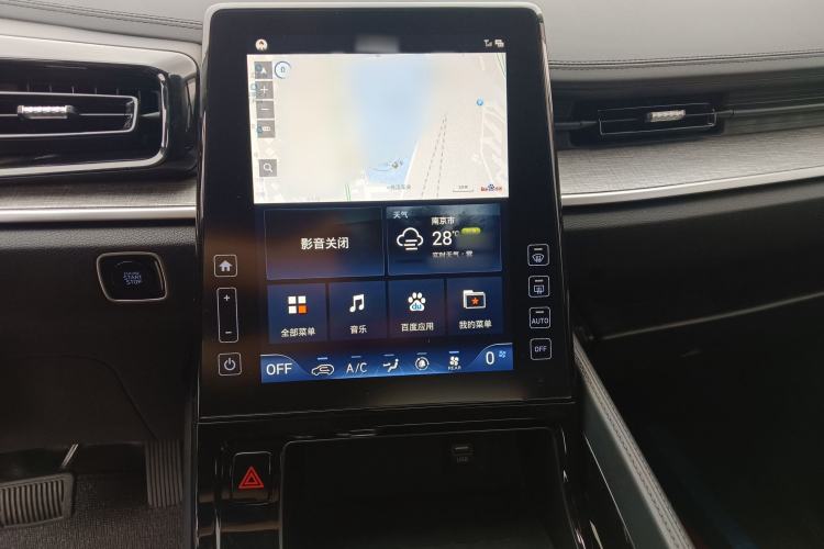 Used Hyundai Custo 2021 270TGDi Prestige LUX Audio And AC Panel