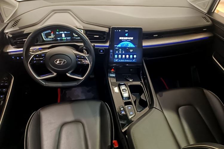 Used Hyundai Custo 2021 380TGDi Smart Luxury Premium LUX Center Console