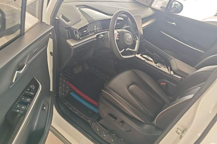Used Hyundai Custo 2021 380TGDi Smart Luxury Premium LUX Driver Seat