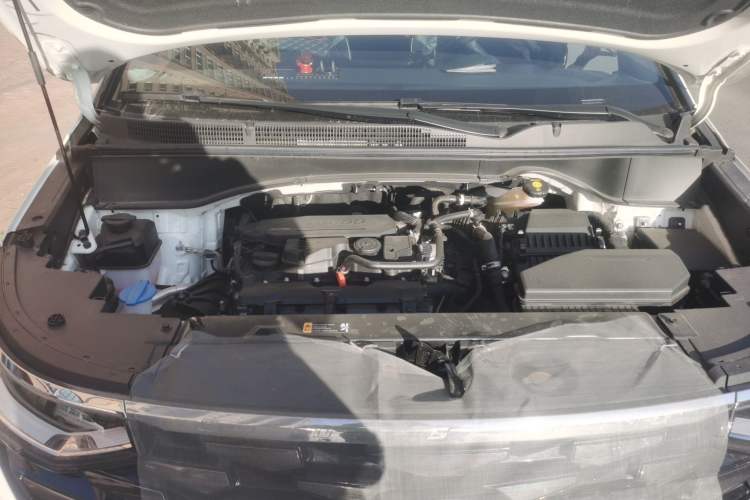 Used Hyundai Custo 2021 270TGDi Prestige LUX Engine Bay
