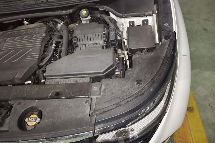 Used Hyundai Custo 2021 380TGDi Smart Luxury Premium LUX Engine Bay Left