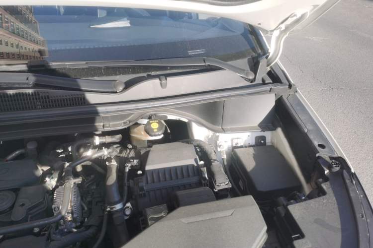 Used Hyundai Custo 2021 270TGDi Prestige LUX Engine Bay Left