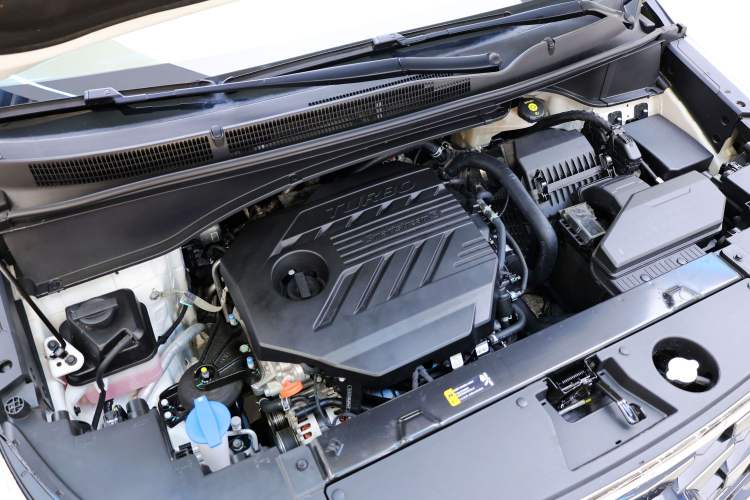 Used Hyundai Custo 2021 380TGDi Smart Love Flagship Edition TOP Premium Engine Bay