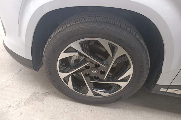 Used Hyundai Custo 2021 270TGDi Prestige LUX Exterior 2