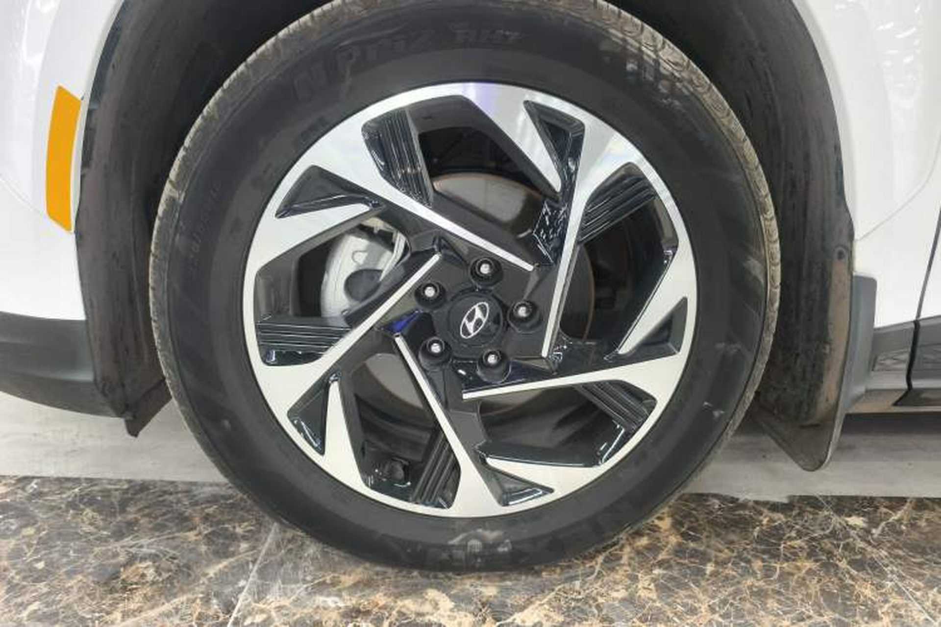 Used Hyundai Custo 2021 270TGDi Prestige LUX Exterior 4