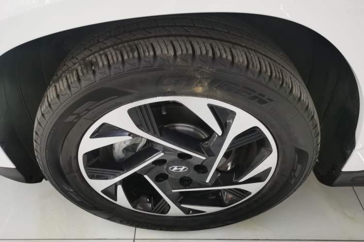 Used Hyundai Custo 2021 270TGDi Prestige LUX Exterior 4